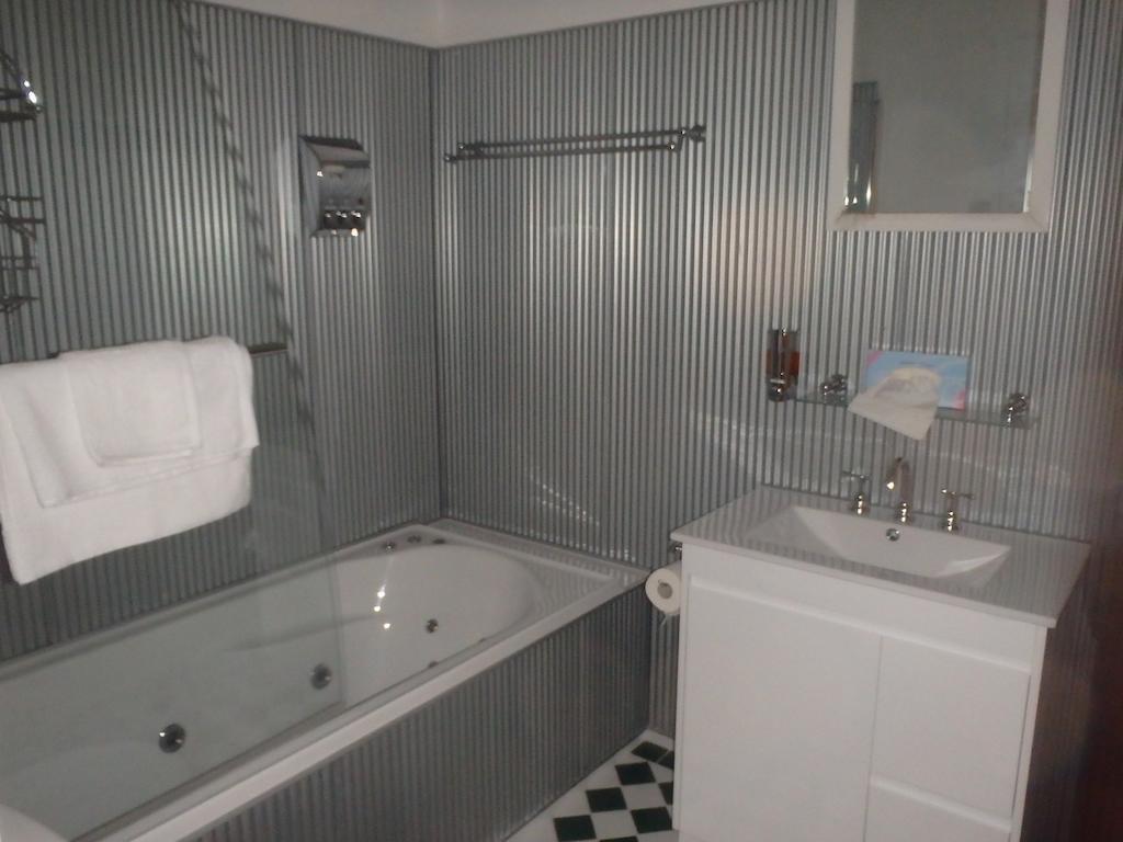 פרמנטל Hamptons Inn Bed & Breakfast חדר תמונה