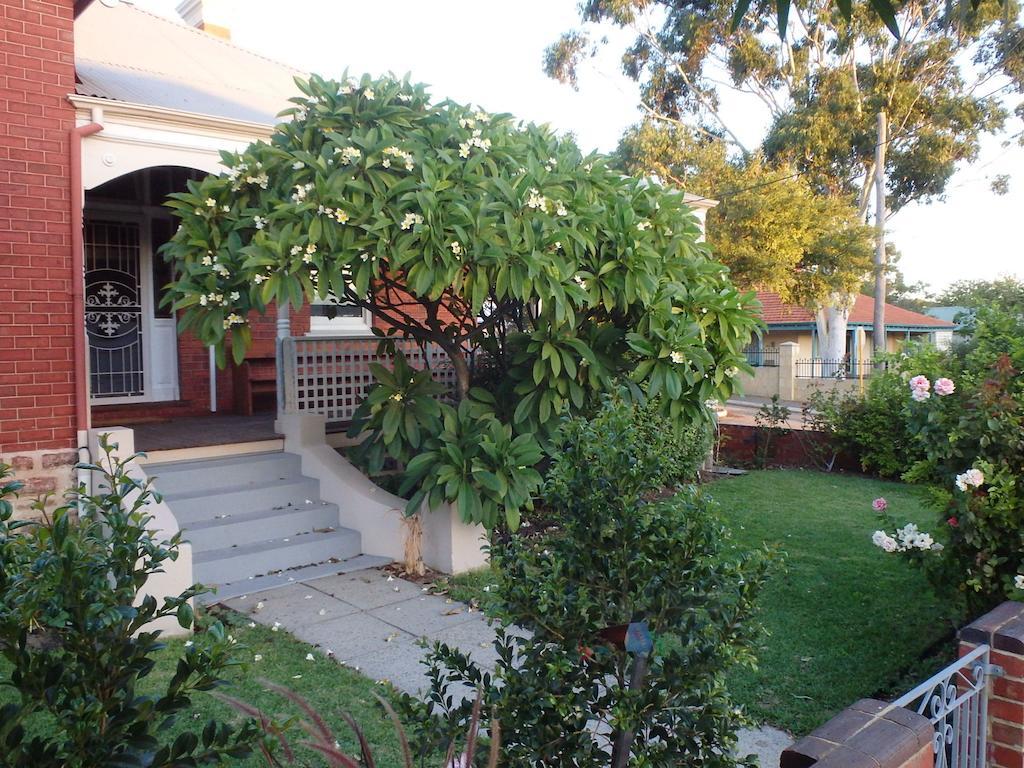 פרמנטל Hamptons Inn Bed & Breakfast מראה חיצוני תמונה
